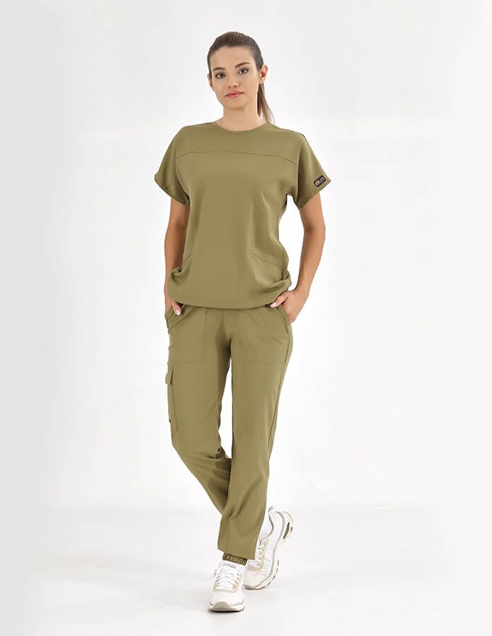 Медицинският екип BASIC LUKS LIKRA - Хаки