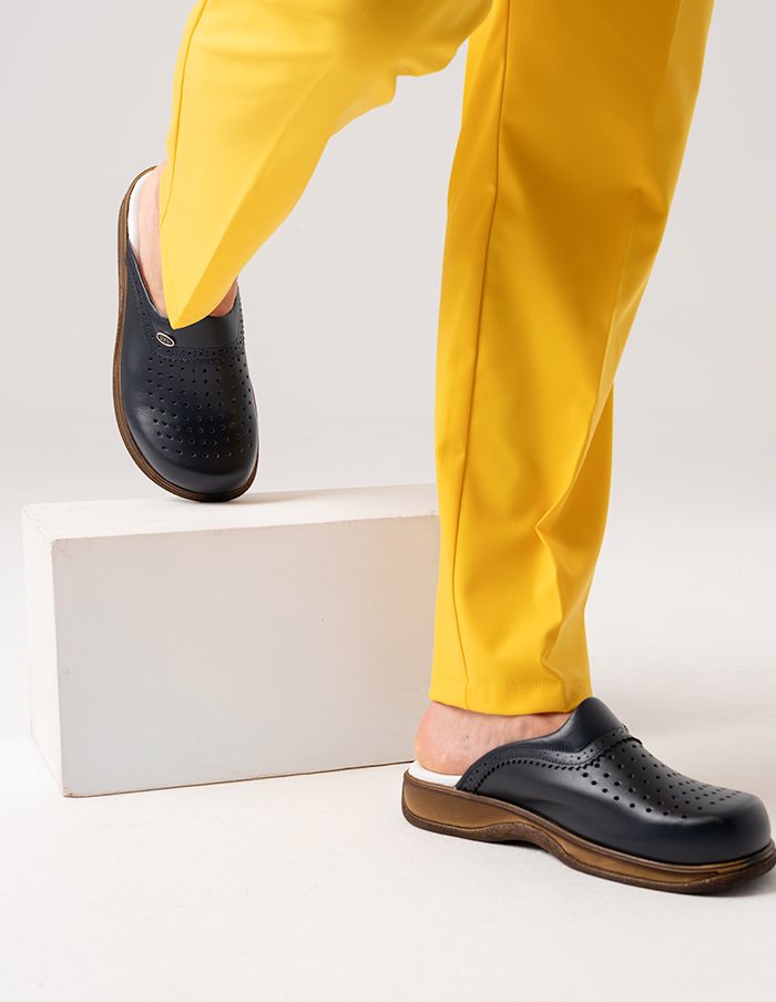 Orthopedic leather sabot - Dark blue