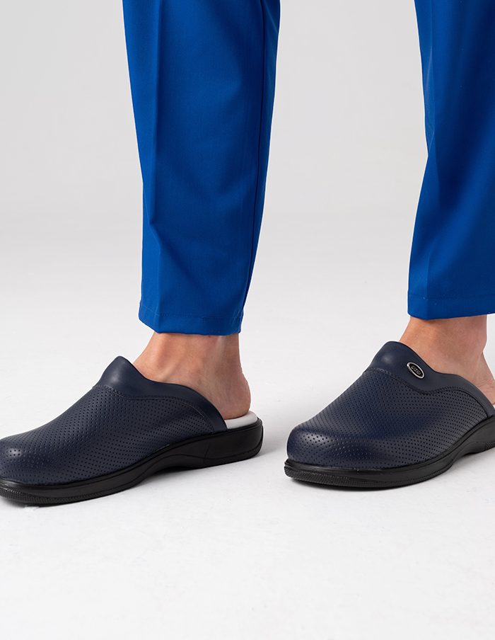 Classic orthopaedic leather clogs - Dark blue
