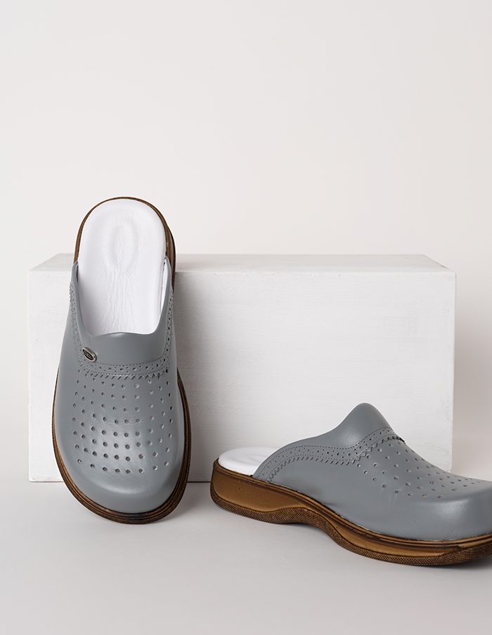 Orthopedic 100% genuine leather clogs - Grey