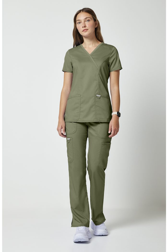 Дамска медицинска туника Cherokee WWE610 ХАКИ Revolution – Modern Classic